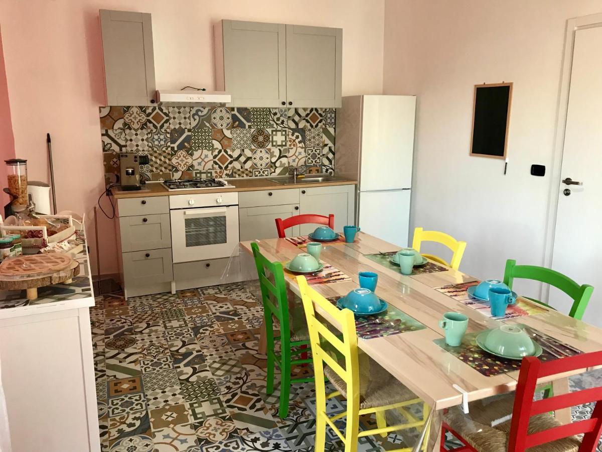 Napolide Bed & Breakfast Bagian luar foto