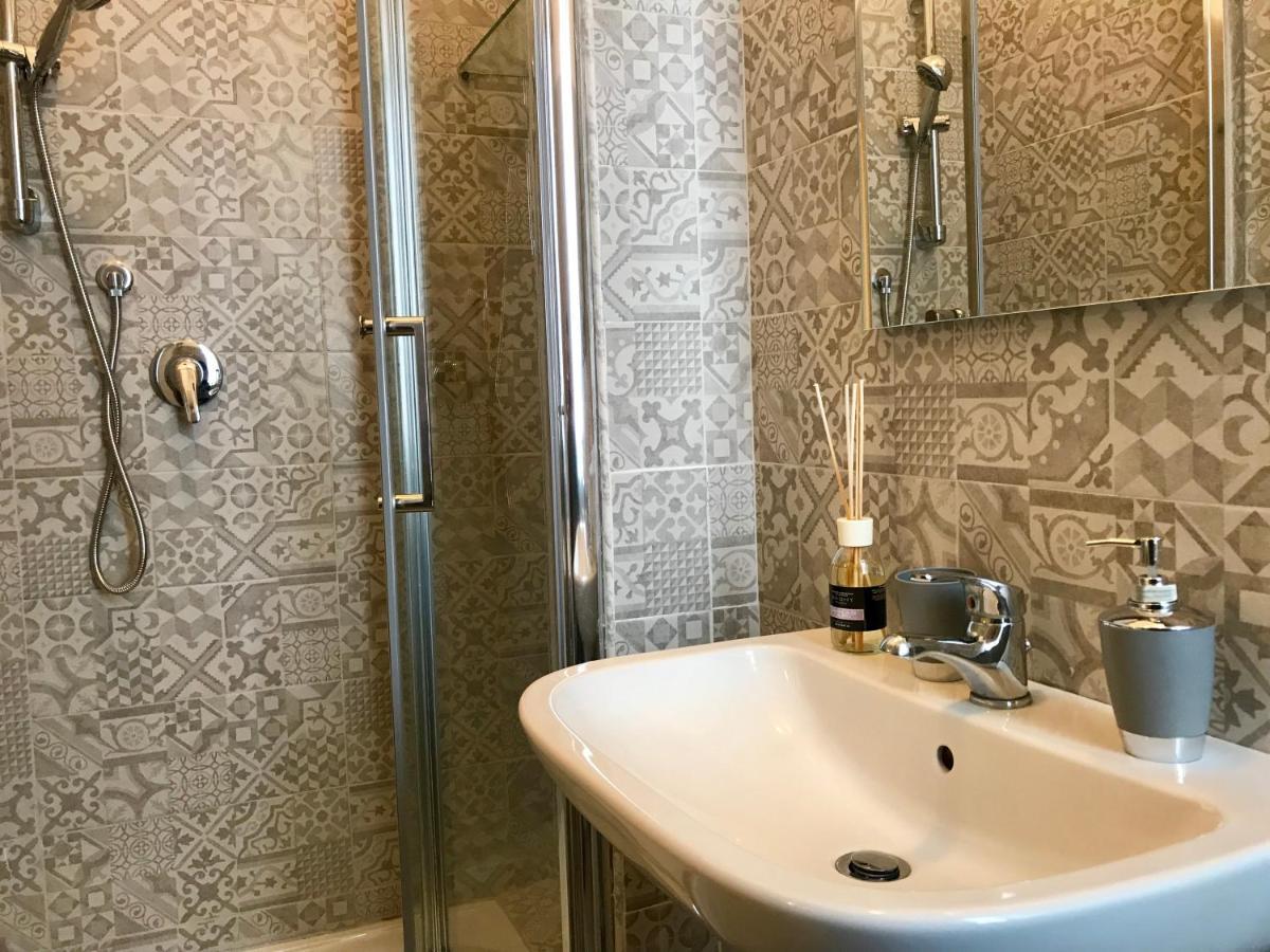 Napolide Bed & Breakfast Bagian luar foto